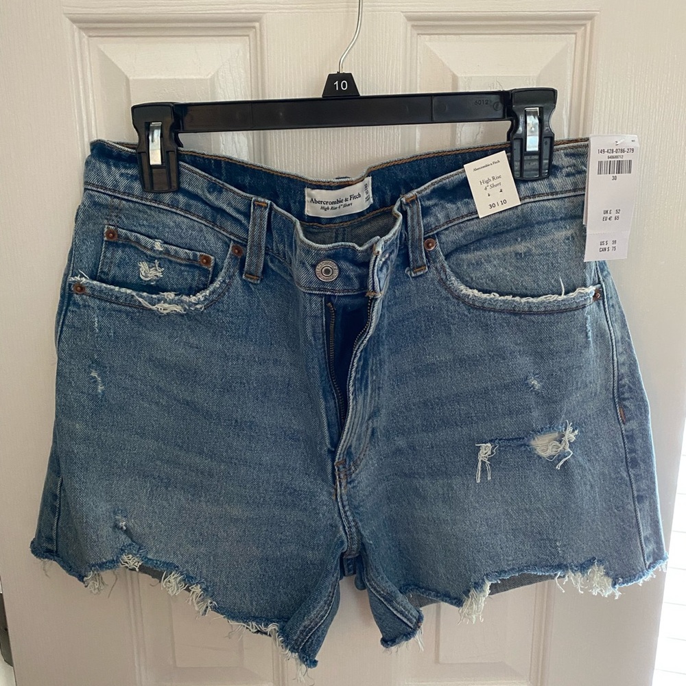 Abercrombie denim shorts NWT size 30/10